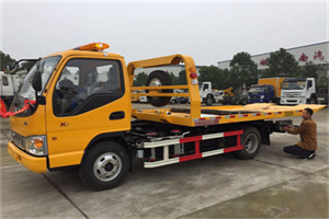 松溪哪里有拖车服务