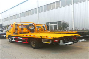 松溪附近拖车救援搭电