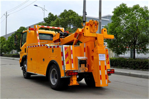 松溪高速路拖车费